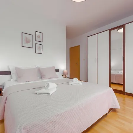 Zeleni Gaj Zadarvillas فيلة *