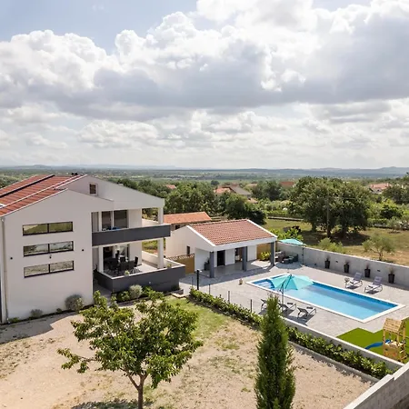 Zeleni Gaj Zadarvillas Donje Rastane
