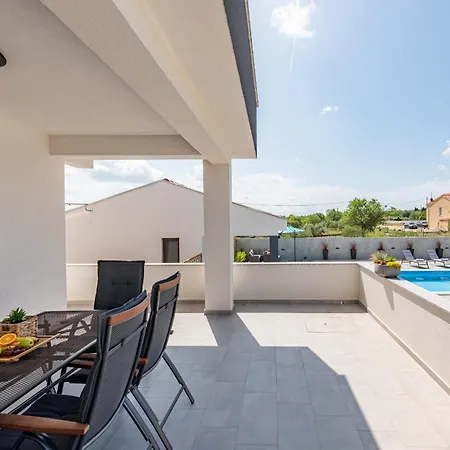 Zeleni Gaj Zadarvillas Donje Rastane