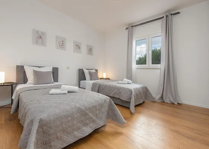 빌라 Zeleni Gaj Zadarvillas