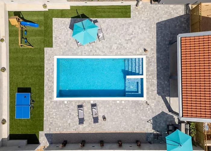 Zeleni Gaj Zadarvillas * Donje Rastane