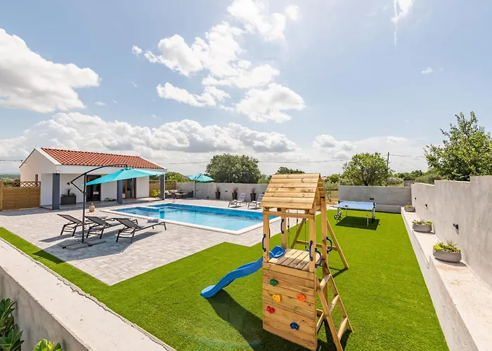 빌라 Zeleni Gaj Zadarvillas *